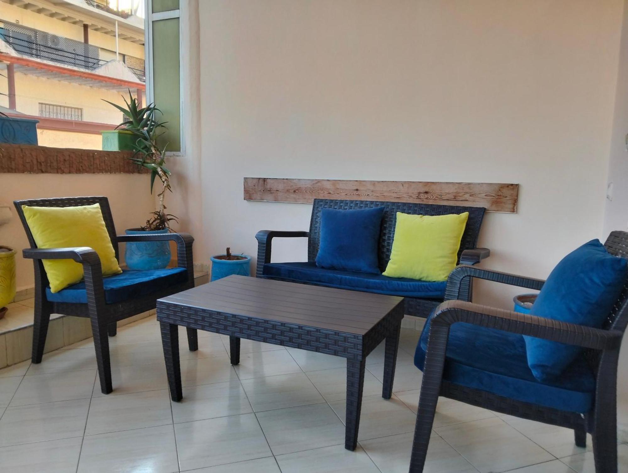 Appart Najia Au Centre Kenitra Avec Grande Terrasse Exterior photo