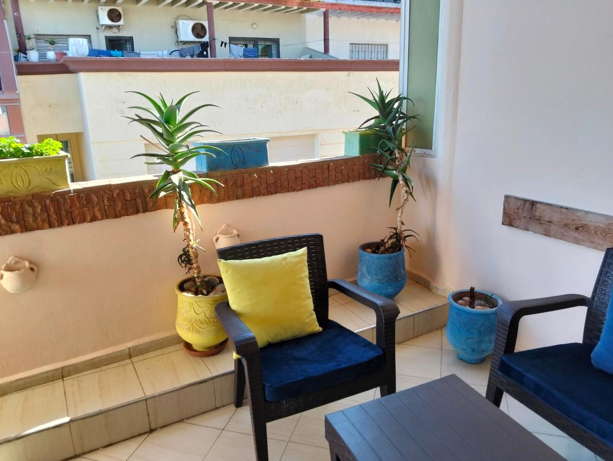 Appart Najia Au Centre Kenitra Avec Grande Terrasse Exterior photo