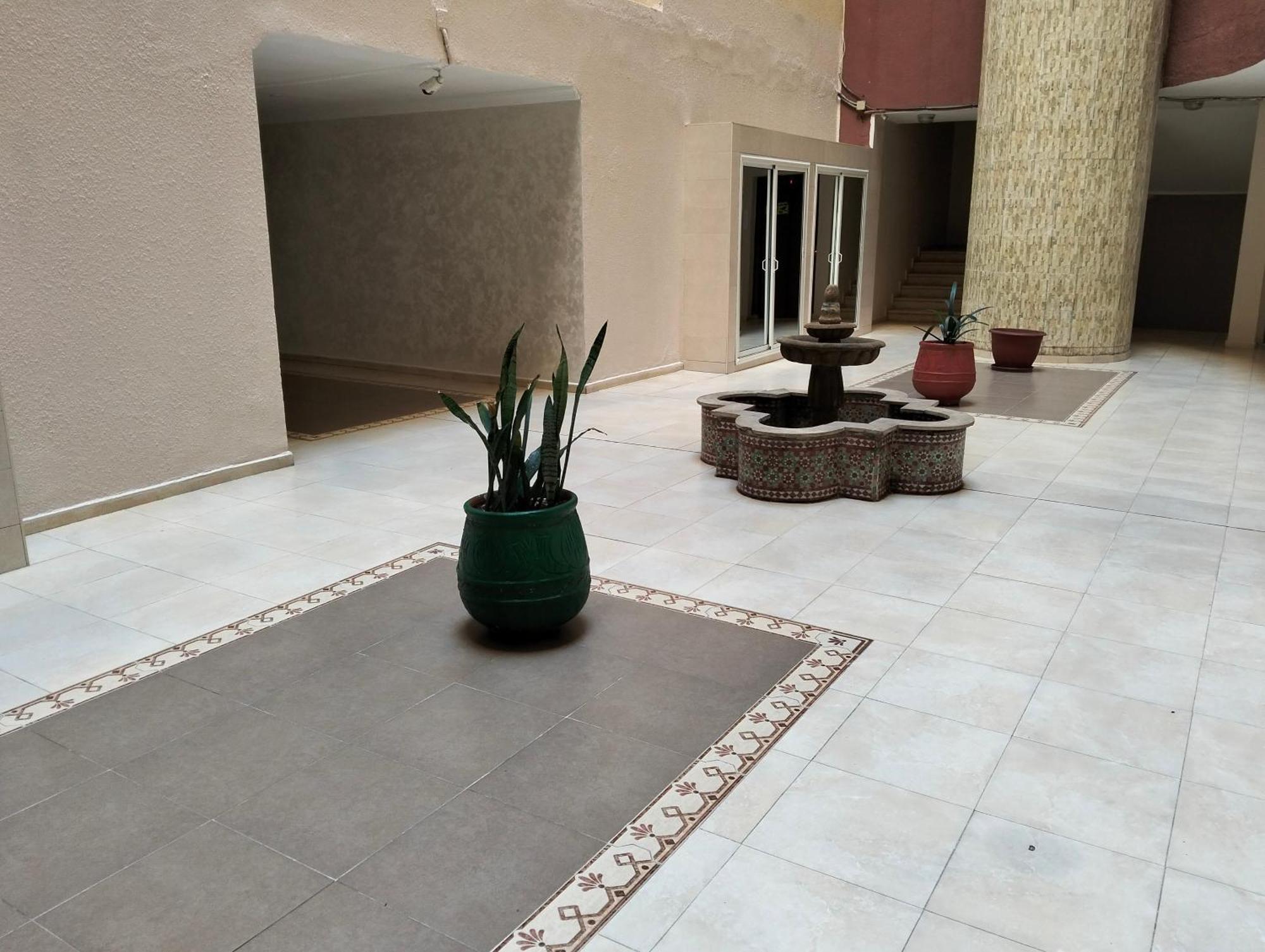 Appart Najia Au Centre Kenitra Avec Grande Terrasse Room photo